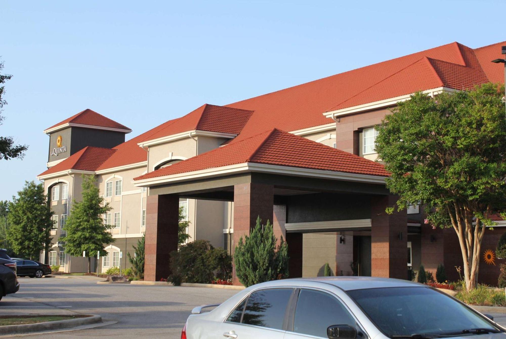 La Quinta By Wyndham Huntsville Airport Madison Exterior photo